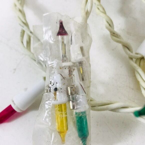 Vintage Christmas Outdoor/indoor Lights 8 yds - Picture 4 of 5